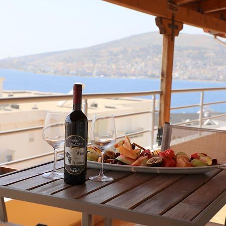 Atlantis Apartments Sarandë Exteriör bild